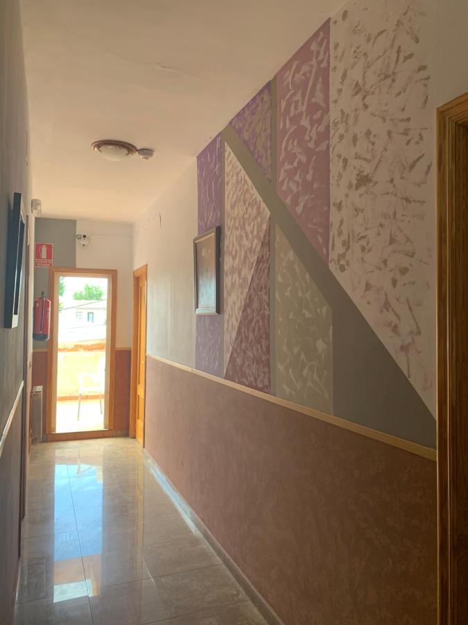 Hostal Sesena Exterior photo